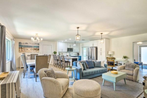 3 Mi to Ocean Home with Backyard in Boynton Beach!